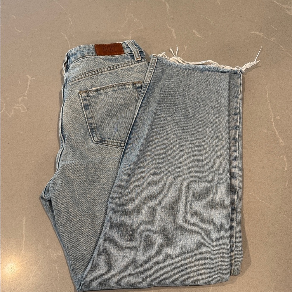 BDG Light Wash Jeans Pax 26 x 32